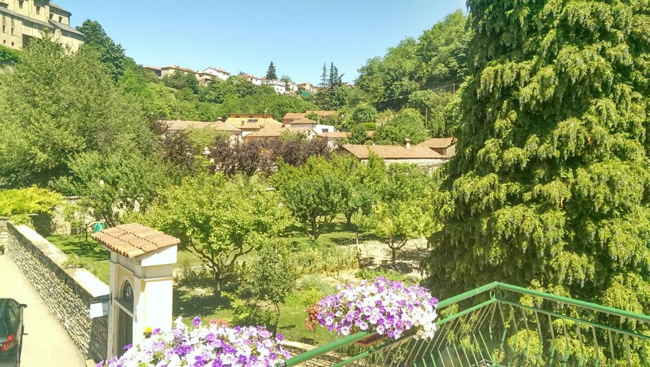 B & B Abbadia Monesiglio エクステリア 写真